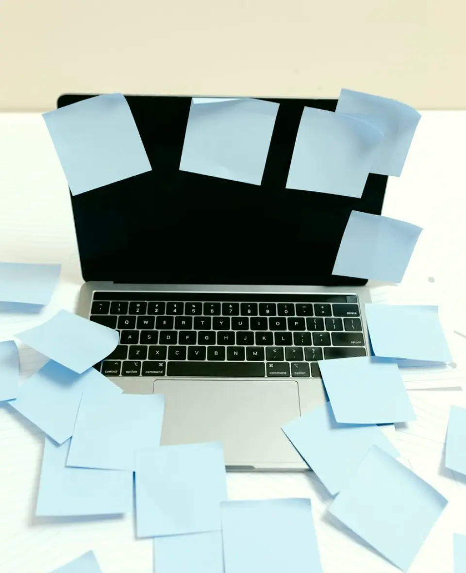 Les outils et méthodes pour structurer une enquête longue